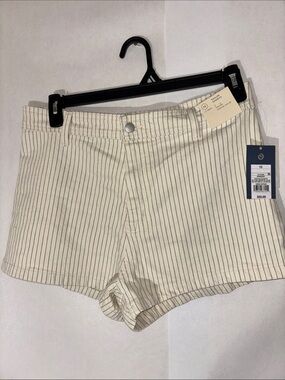 Striped Cream High-Rise Women’s sailor Shorts